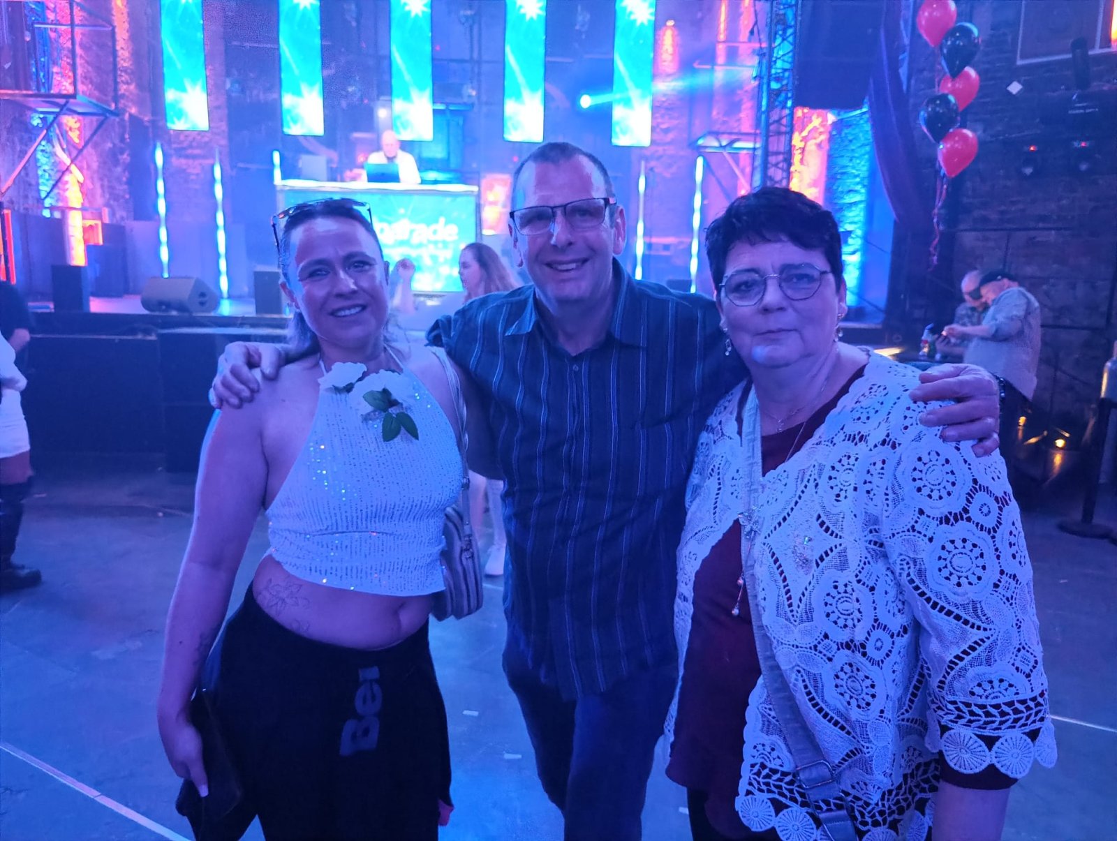 DJ Hitparade Und BranchenTreff 24