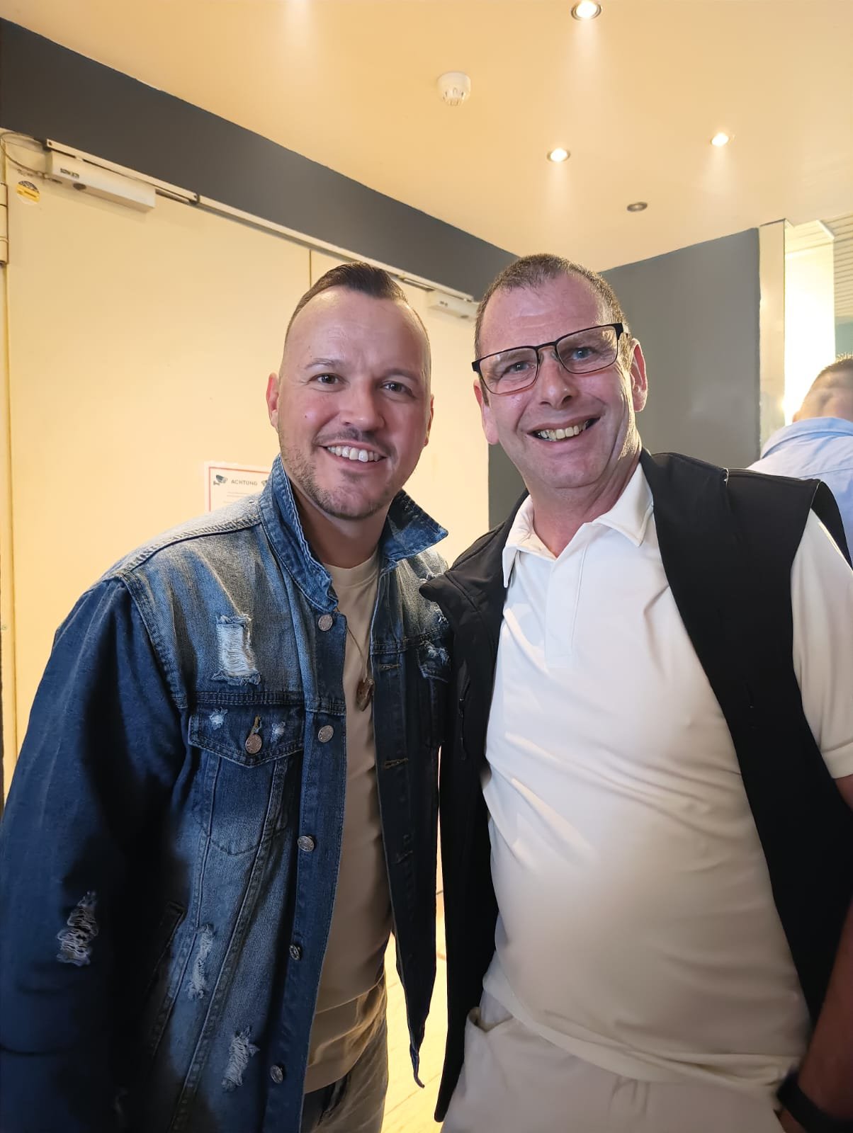 DJ Hitparade Und BranchenTreff 9